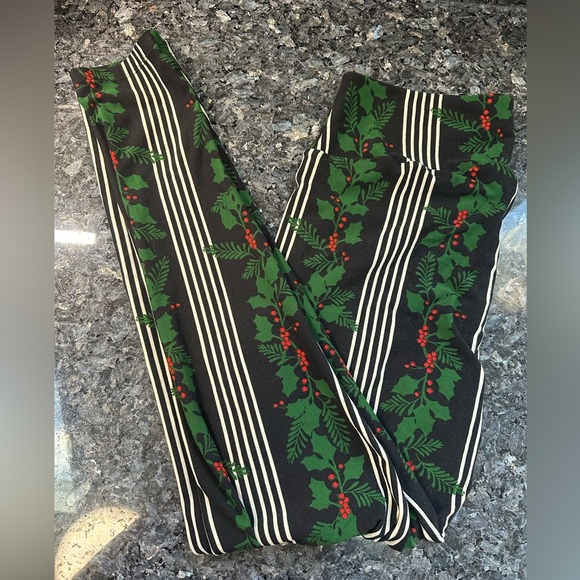 LuLaRoe Tall & Curvy TC Holly Christmas Holiday Xmas Leggings Plus Size 12-18 1X - Picture 1 of 10